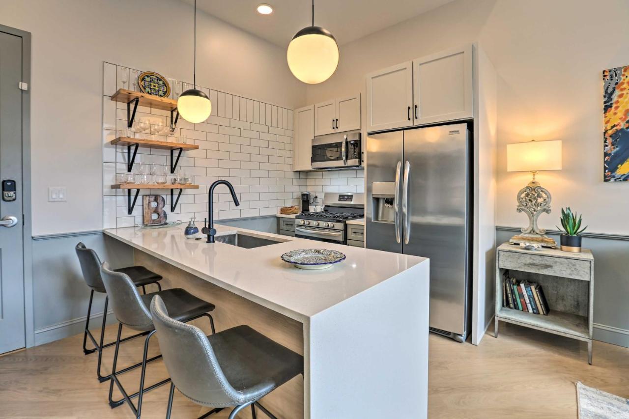 Modern Downtown Birmingham Condo With Rooftop Access Kültér fotó